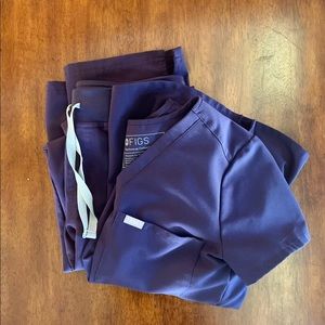 XS Figs Scrubs